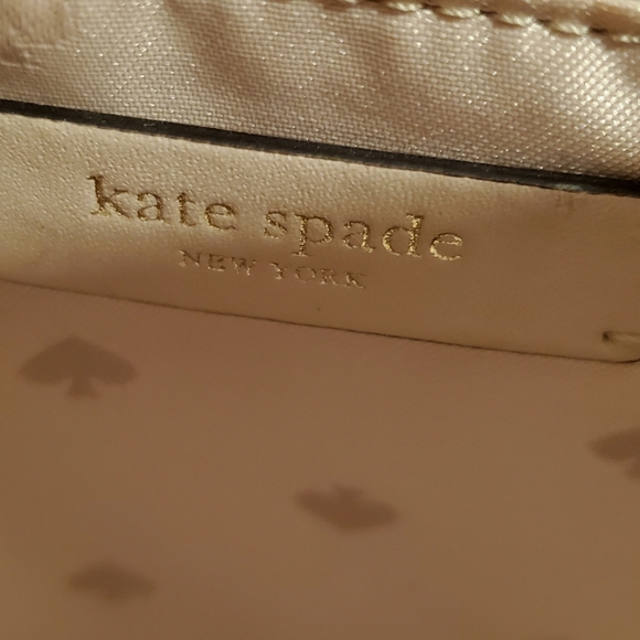 KATE SPADE Elegant Tan/ Cream Tote Bag. - Picture 5 of 14